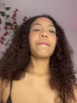 Daphnne Curly online show from 05/16/26, 03:38