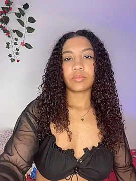 Daphnne Curly online show from 07/10/26, 10:43
