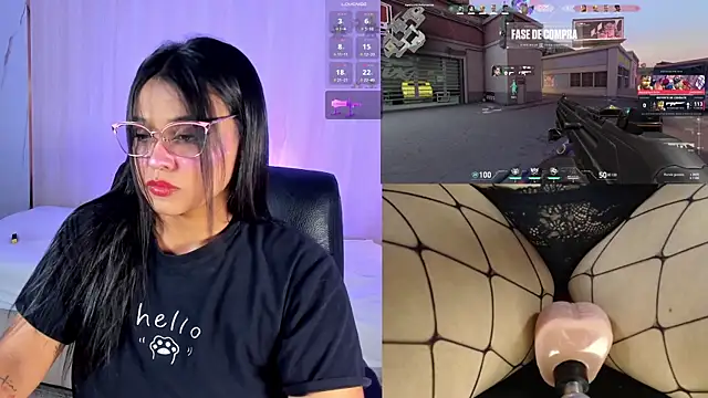 Snapshot of LuciaReid chatting on 07/09/26, 02:27 LuciaReid online show from 07/09/26, 02:27