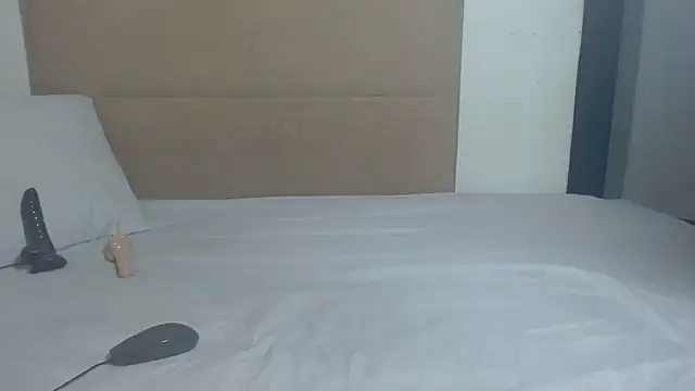 XxThunderThighs86 online show from 07/07/26, 07:17
