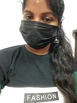Snapshot of Tamil_Hot_Dharsha chatting on 06/19/26, 05:30 Tamil Hot Dharsha online show from 06/19/26, 05:30