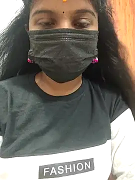 Snapshot of Tamil_Hot_Dharsha chatting on 07/20/26, 04:09 Tamil Hot Dharsha online show from 07/20/26, 04:09