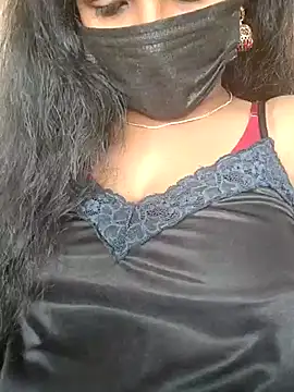 Snapshot of Tamil_Hot_Dharsha chatting on 07/17/26, 06:43 Tamil Hot Dharsha online show from 07/17/26, 06:43