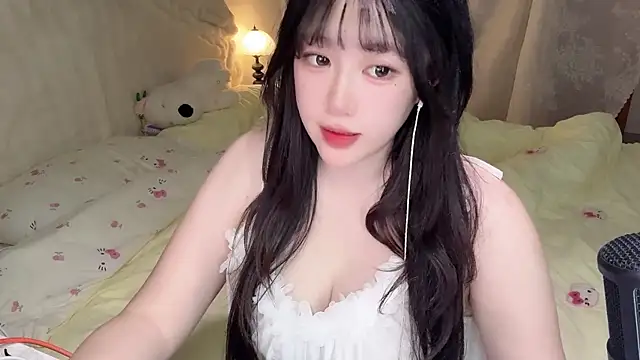 SweetButWildbaby online show from 05/12/26, 02:12