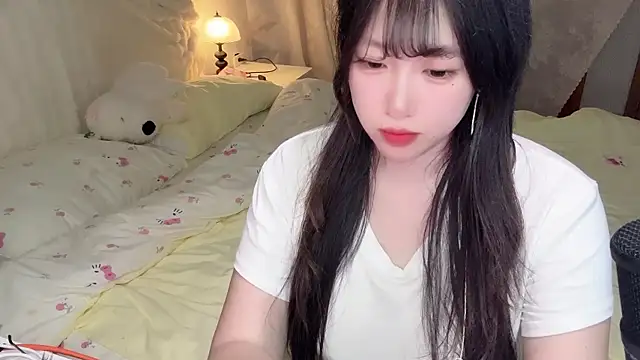 SweetButWildbaby online show from 05/11/26, 04:04
