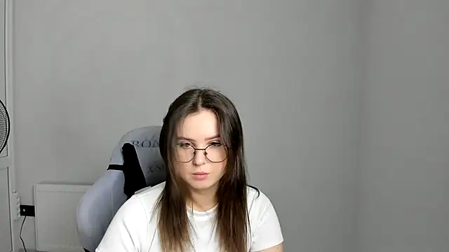 Regina cute  online show from 05/23/26, 06:34
