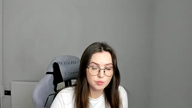 Regina cute  online show from 05/06/26, 11:25