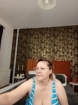 I amVeronicle online show from 05/23/26, 08:19