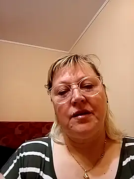 I amVeronicle online show from 05/05/26, 06:22