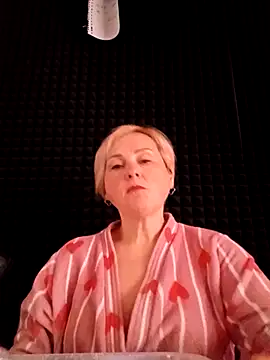 Snapshot of Svetlysvet chatting on 04/24/26, 05:31 Svetlysvet online show from 04/24/26, 05:31