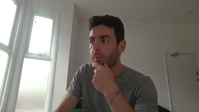 frenchbdmaninlondon online show from 06/03/26, 07:18