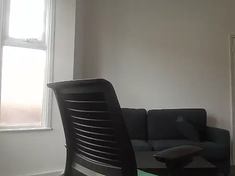 frenchbdmaninlondon online show from 05/17/26, 11:43