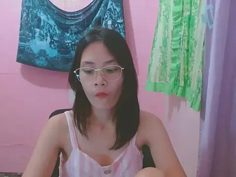 Sweetsexylady19 online show from 07/11/26, 06:35