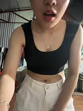 Yumiara online show from 04/22/26, 04:03