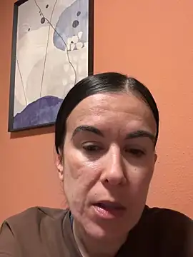dulceflor25 online show from 05/12/26, 01:06