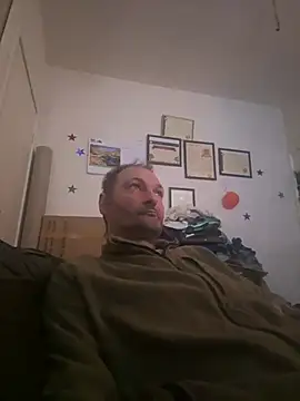 ANDYSEXY1310 online show from 04/18/26, 03:47