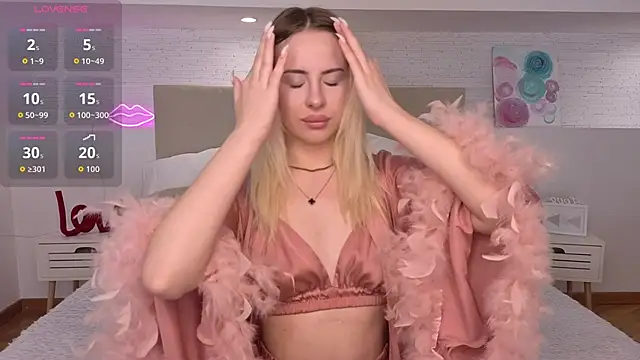 Bella crazyy online show from 05/13/26, 09:00