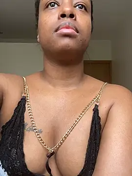 Emilie 20 online show from 05/15/26, 11:52