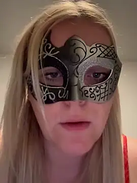 blondgirl xx online show from 05/17/26, 08:53