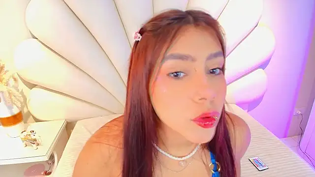 SiennaMoore online show from 07/13/26, 09:14