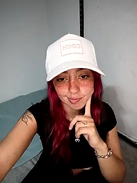 sadashi moon ofice online show from 05/05/26, 01:52