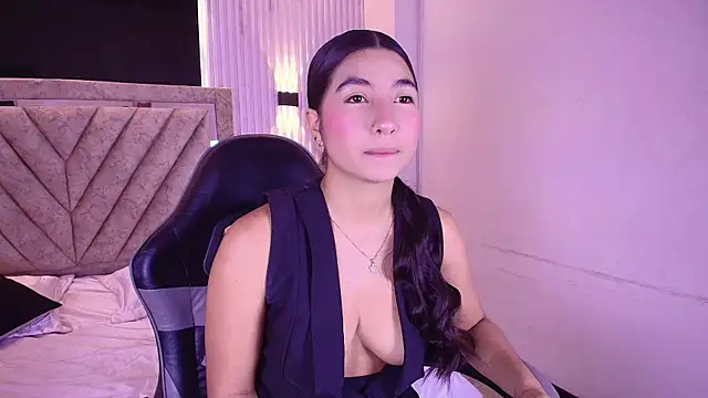 Bella martini online show from 07/03/26, 01:17