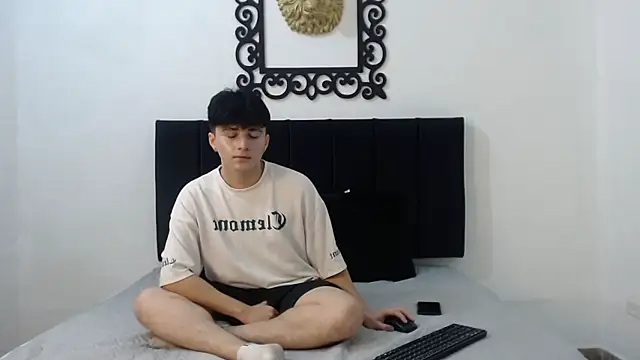 LunayDream online show from 05/12/26, 11:38