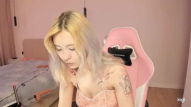 kitsuneari online show from 05/06/26, 05:33