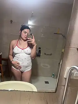 kitty cutess online show from 05/07/26, 10:46