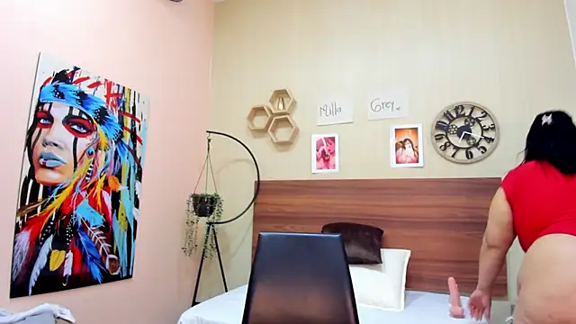 MillaGrey online show from 06/01/26, 12:27