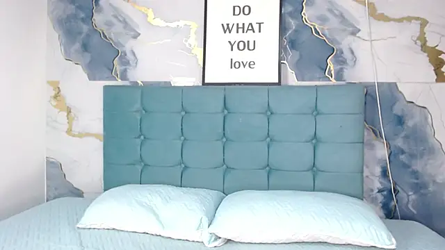 ailyn-45 online show from 04/18/26, 11:05