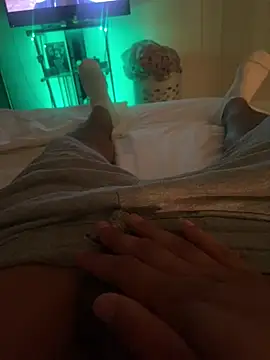 rcruz91 online show from 04/20/26, 04:26