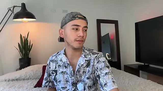 Snapshot of Noah_and_Steven chatting on 07/28/26, 03:21 Noah and Steven online show from 07/28/26, 03:21