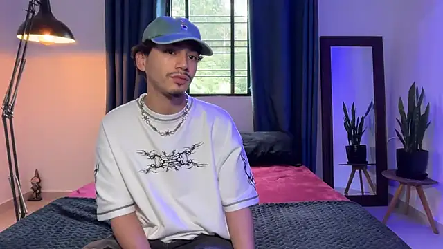 Snapshot of Noah_and_Steven chatting on 07/17/26, 08:06 Noah and Steven online show from 07/17/26, 08:06