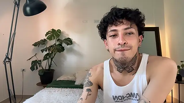 Noah and Steven online show from 05/15/26, 06:39