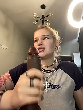 DriveThruCiri online show from 05/06/26, 07:45