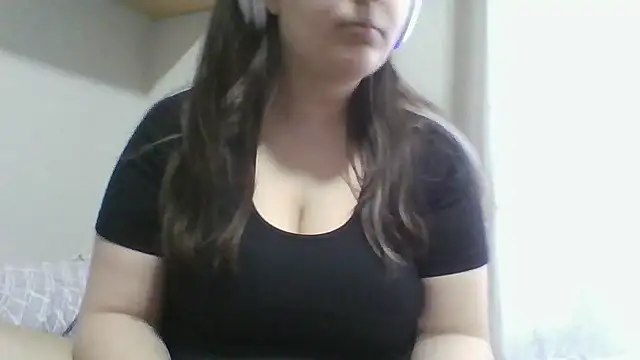 SmokeyAnne online show from 04/20/26, 05:36