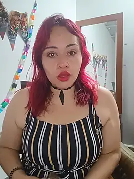 Snapshot of Amaranta-Luque chatting on 07/17/26, 04:15 Amaranta-Luque online show from 07/17/26, 04:15