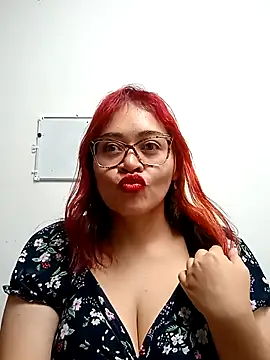Amaranta-Luque online show from 04/22/26, 07:53