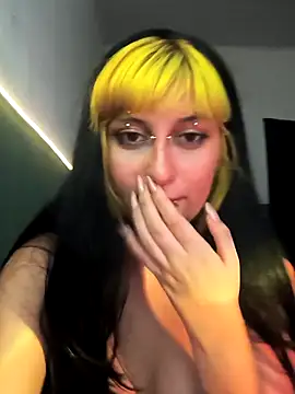 Lola bunnyboll online show from 04/19/26, 04:57