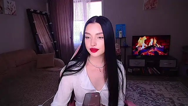 yoursLina online show from 05/16/26, 09:41