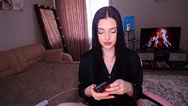 yoursLina online show from 05/29/26, 07:03