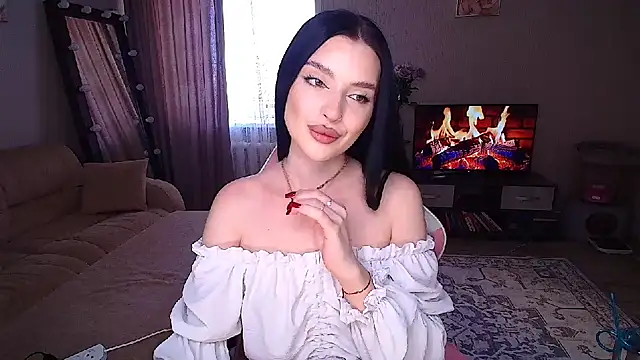 yoursLina online show from 05/17/26, 10:59