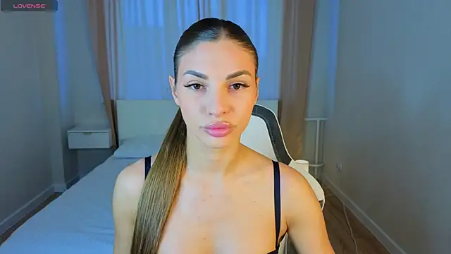 Jasmine Lane online show from 05/10/26, 09:24