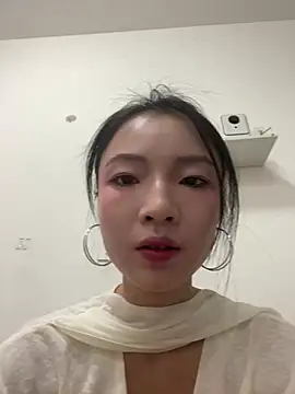 Yaobaobao online show from 07/03/26, 10:00