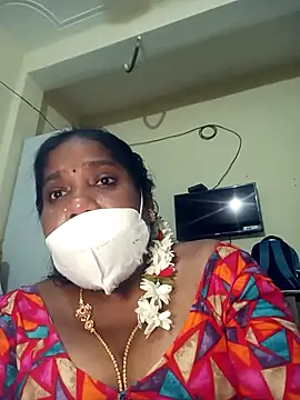 Snapshot of swetha10 chatting on 07/16/26, 03:20 swetha10 online show from 07/16/26, 03:20