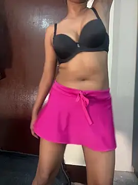 dark chocolety girl online show from 04/19/26, 06:10