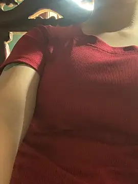 Ninaa18 online show from 04/30/26, 09:27