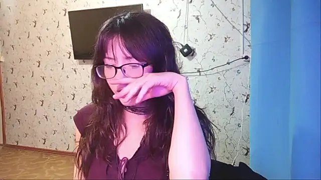 Snapshot of DelicaBrome chatting on 06/18/26, 11:26 DelicaBrome online show from 06/18/26, 11:26
