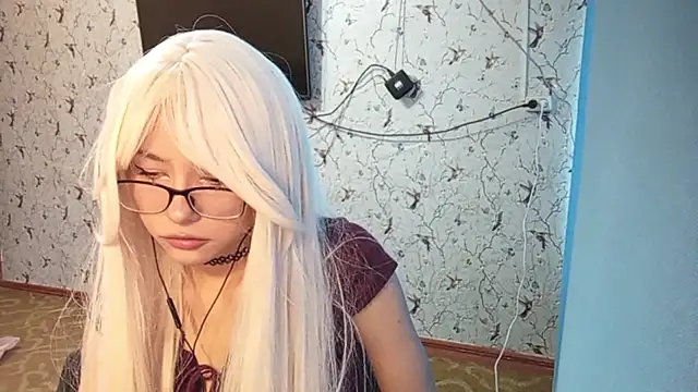 Snapshot of DelicaBrome chatting on 06/12/26, 10:24 DelicaBrome online show from 06/12/26, 10:24